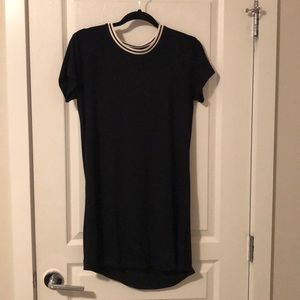 Harlow T-shirt dress